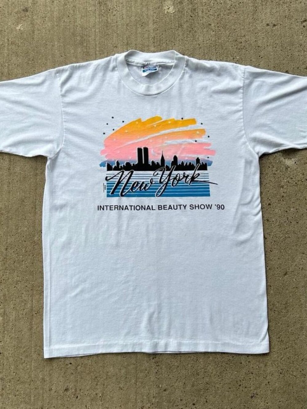 Vintage New York City International Beauty Show ‘90 white t shirt